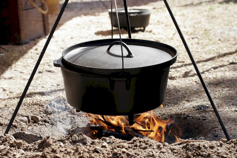 Best Dutch Oven For Camping