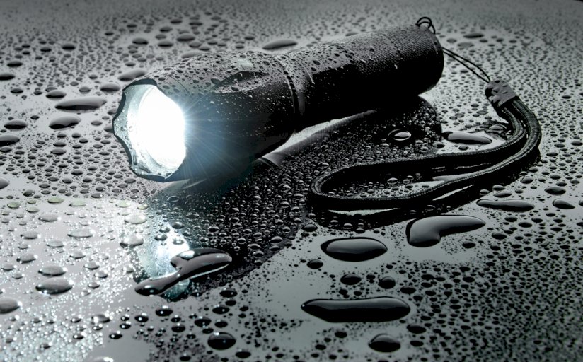Best Waterproof Flashlights
