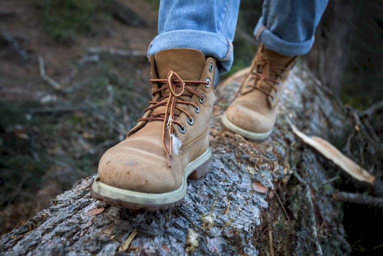 Best Hiking Boots For Flat Feet